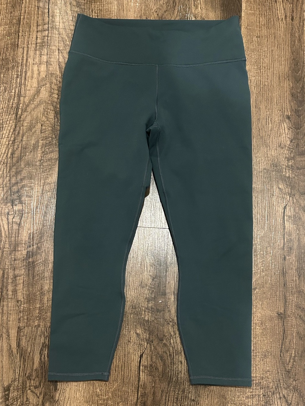 Fabletics Define PowerHold High-Waisted 7/8 Length Legging